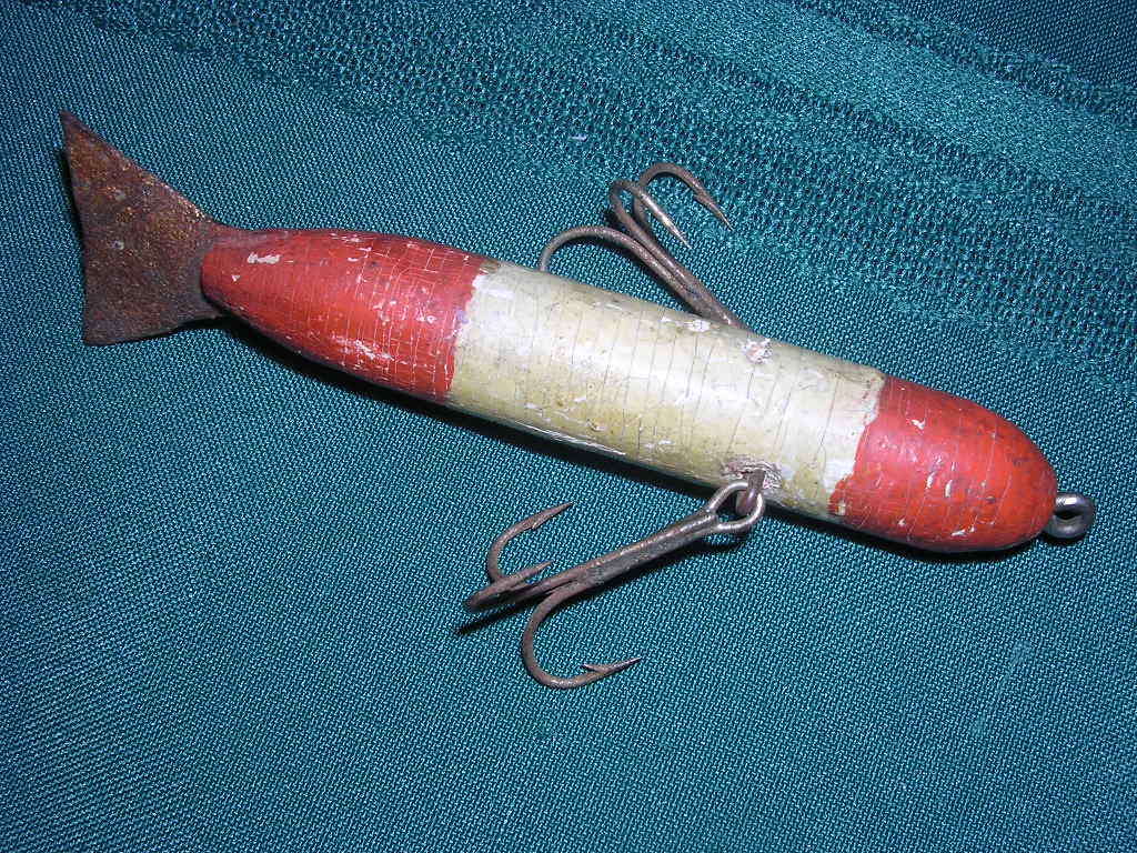 Vintage Hand Carved & Painted Wood Fishing Lure Made by Danny Chebra 7”  Like New