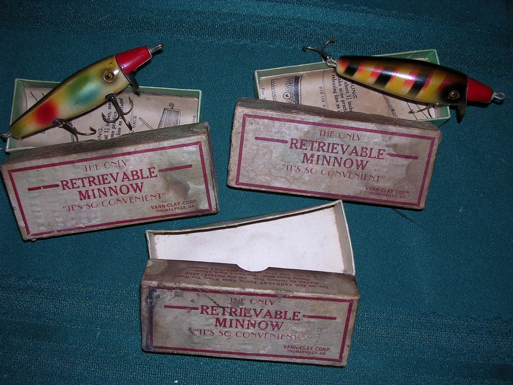 miscellaneous antique fishing lures